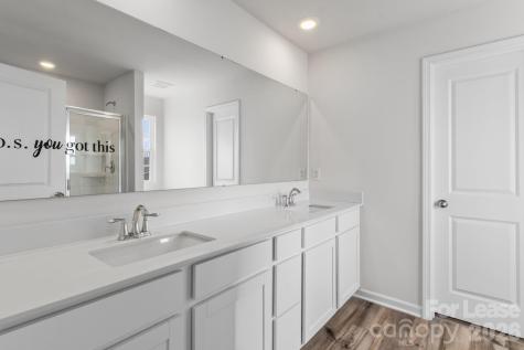 386 Hollingswood Drive Statesville NC 28625