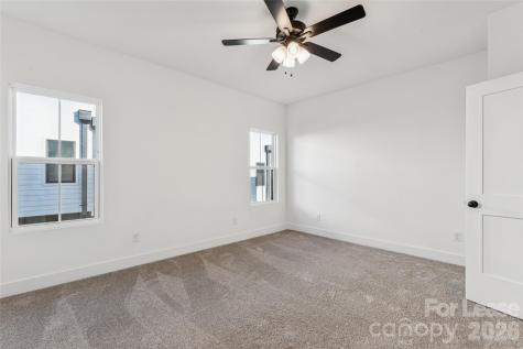 5019 Grayton Alley Charlotte NC 28217