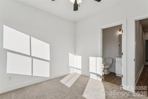 5019 Grayton Alley Charlotte NC 28217