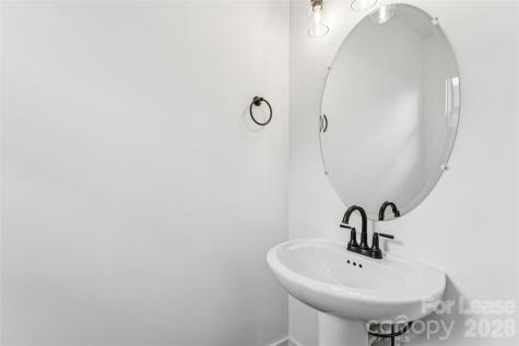 5019 Grayton Alley Charlotte NC 28217