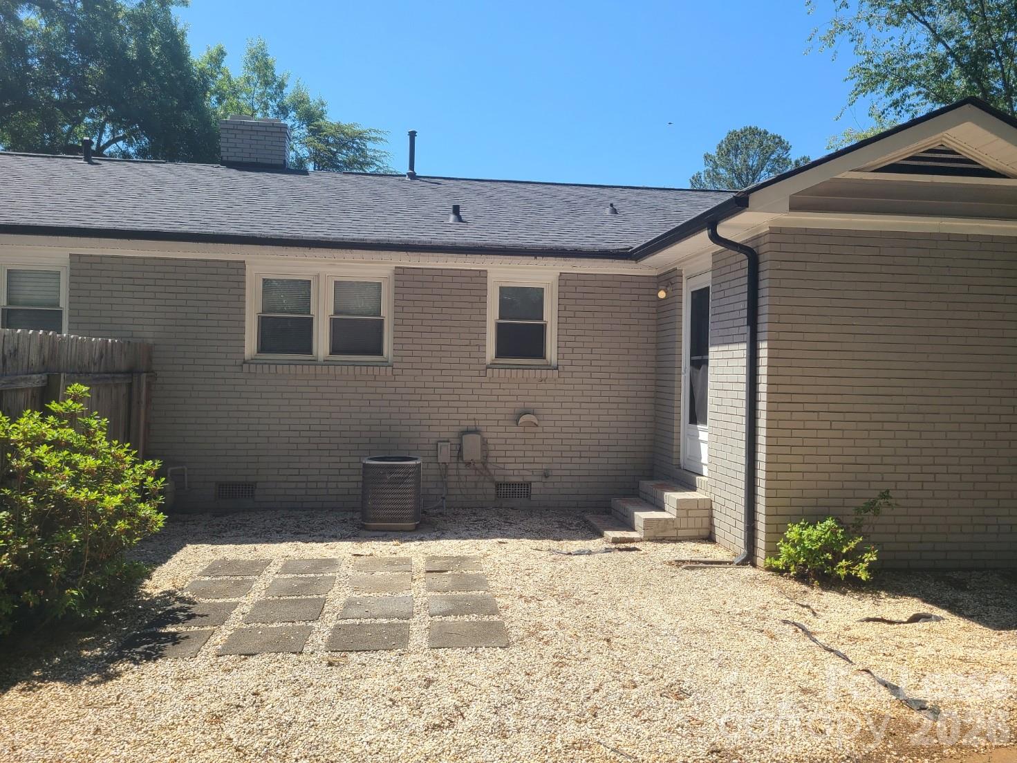 3731 Dresden Drive E Charlotte NC 28205