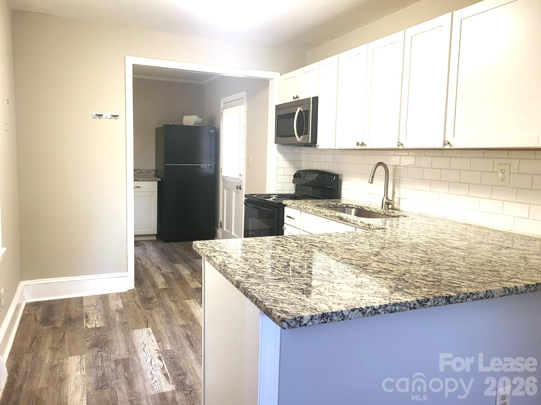 3731 Dresden Drive E Charlotte NC 28205