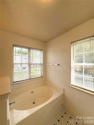 10218 Ridgewell Court Charlotte NC 28215