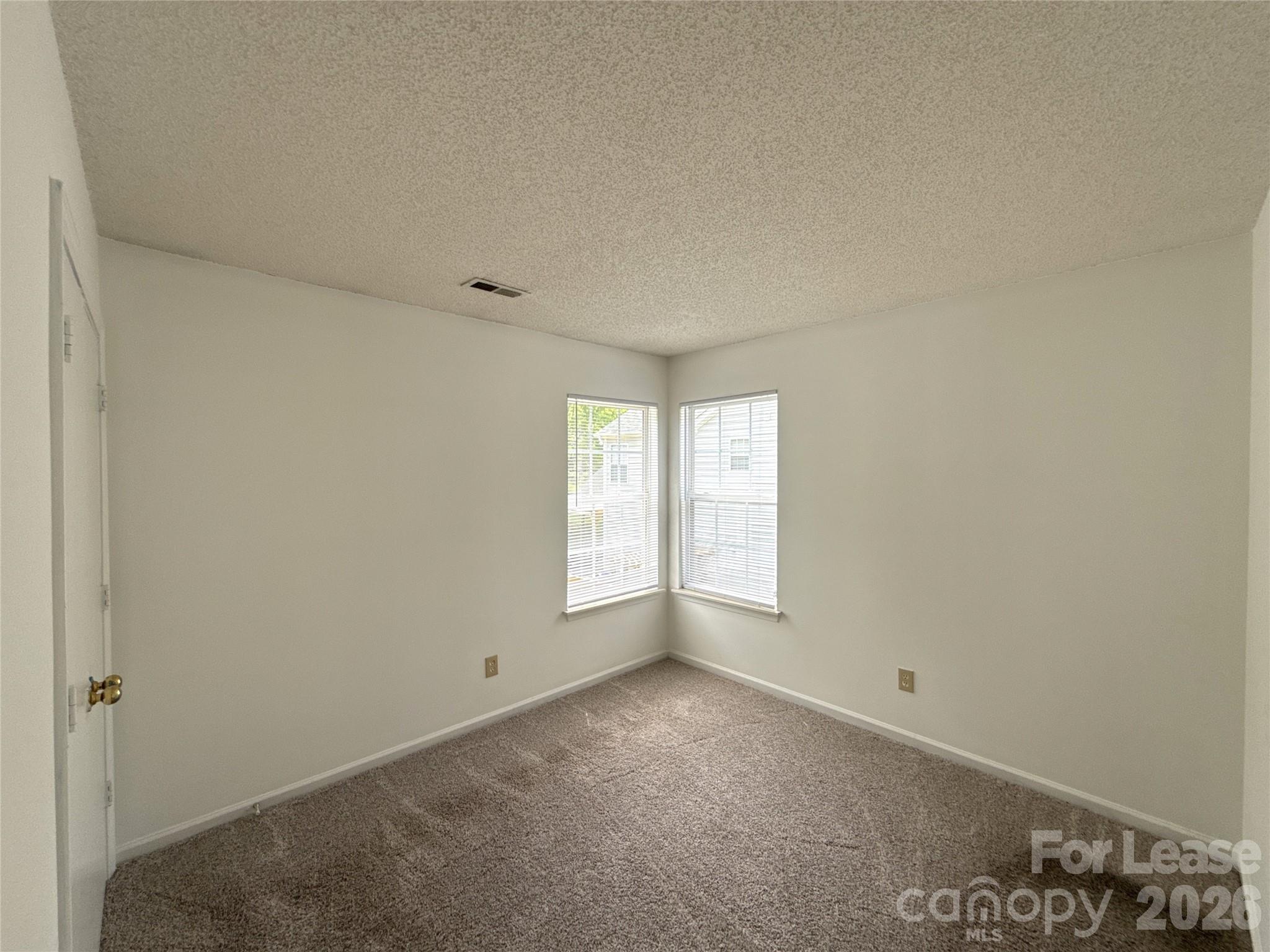 10218 Ridgewell Court Charlotte NC 28215