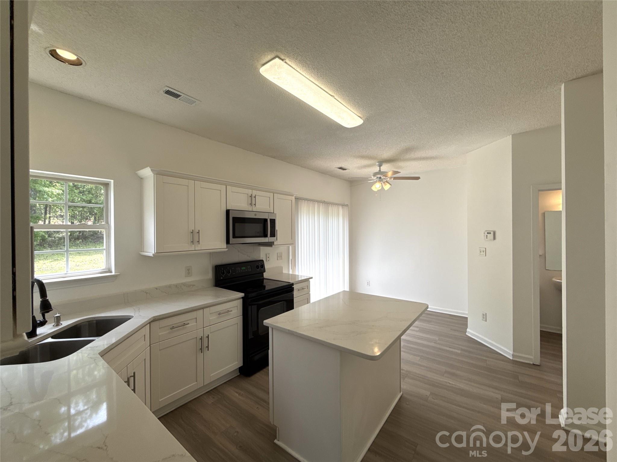 10218 Ridgewell Court Charlotte NC 28215