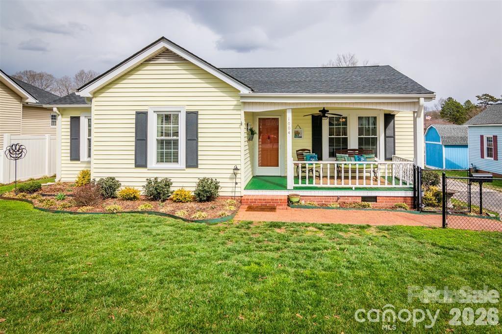 1004 Valley Street Kannapolis NC 28081