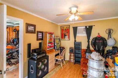 1004 Valley Street Kannapolis NC 28081