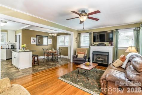 1004 Valley Street Kannapolis NC 28081