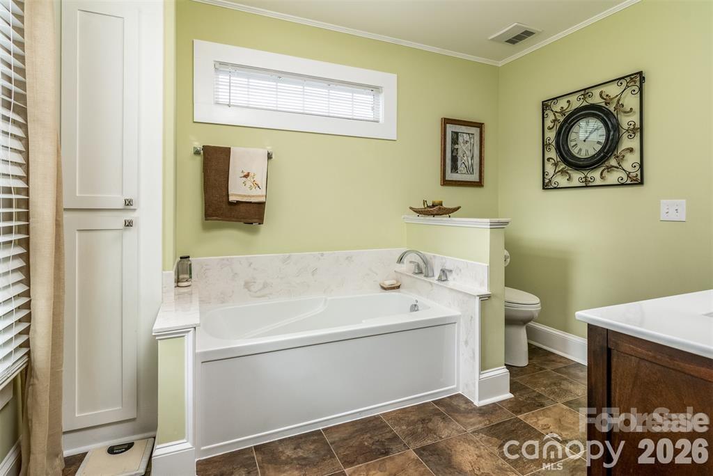 1004 Valley Street Kannapolis NC 28081