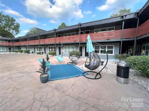 2000 Patio Court Charlotte NC 28205