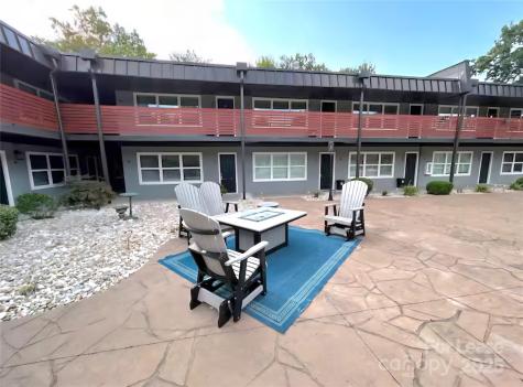 2000 Patio Court Charlotte NC 28205