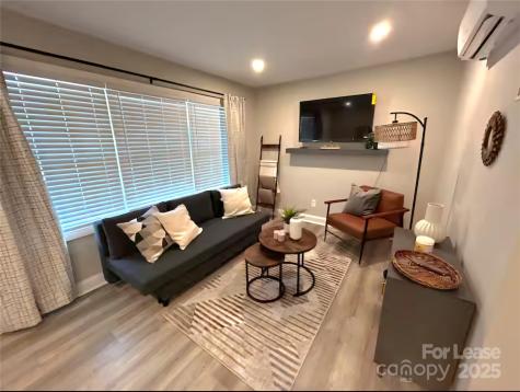 2000 Patio Court Charlotte NC 28205