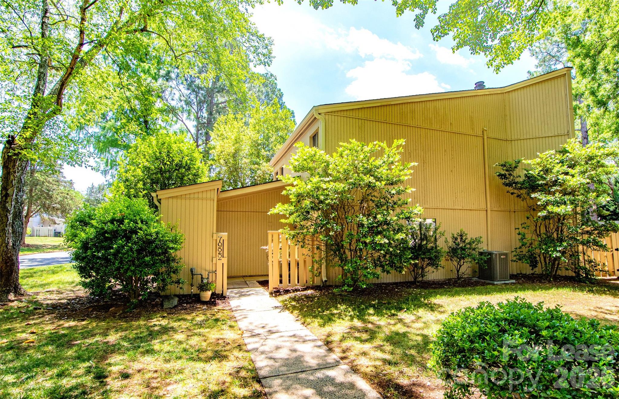 7922 Horse Chestnut Lane Charlotte NC 28277