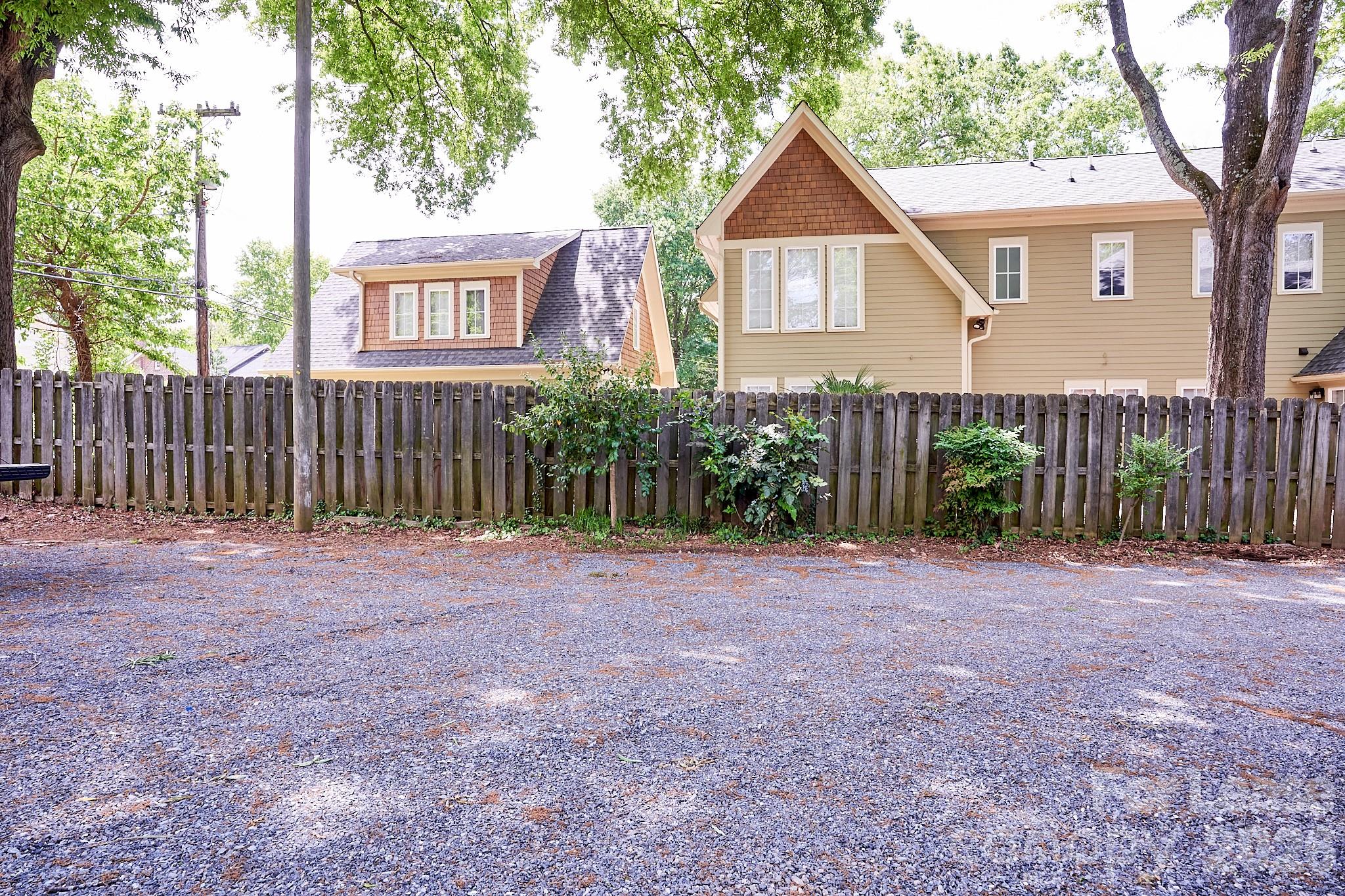 217 Circle Avenue Charlotte NC 28207