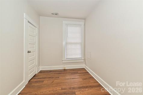 1208 S Salisbury Avenue Spencer NC 28159