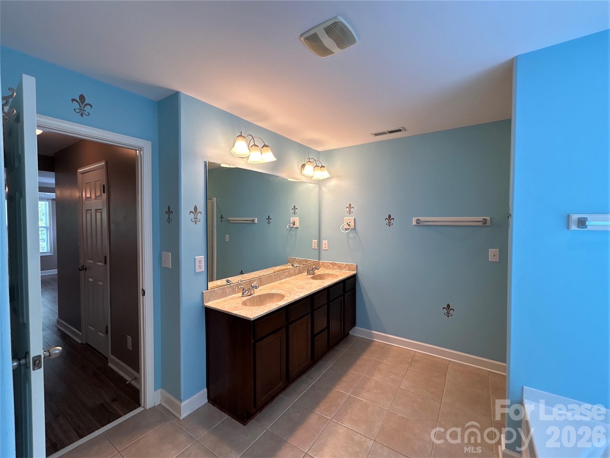 4406 Overbecks Lane Waxhaw NC 28173