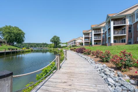 18511 Harborside Drive Cornelius NC 28031