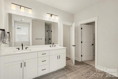 1006 Parkes Street Matthews NC 28105