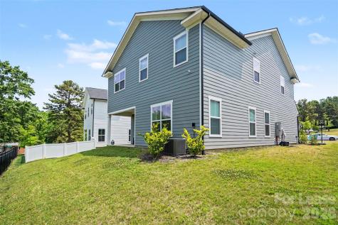 1006 Parkes Street Matthews NC 28105