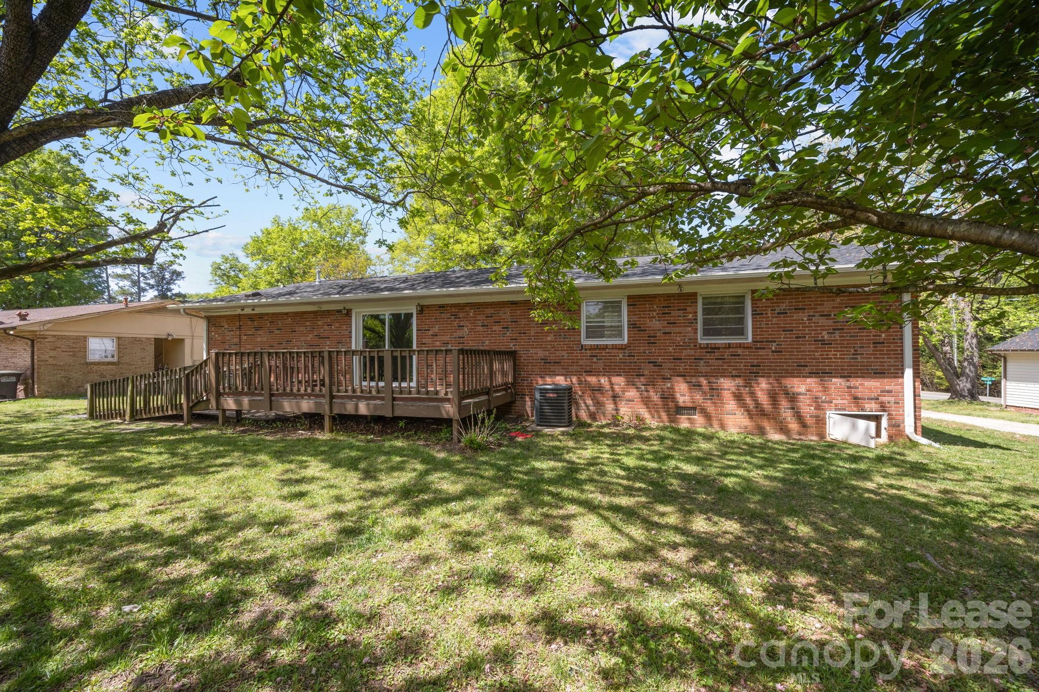 1502 Cloverdale Lane Gastonia NC 28052