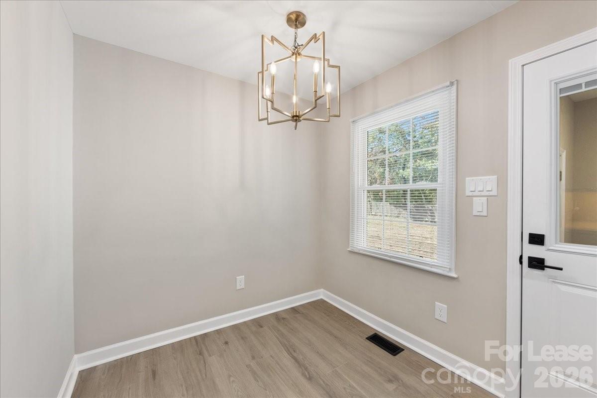 4706 Walden Court Charlotte NC 28210