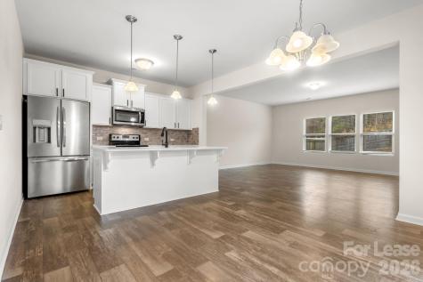 1009 Alta Way Kannapolis NC 28081