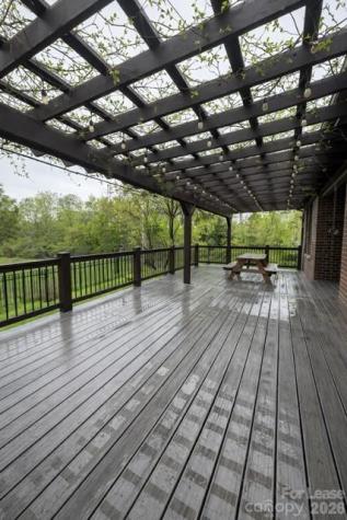 7228 Avoncliff Drive Charlotte NC 28270
