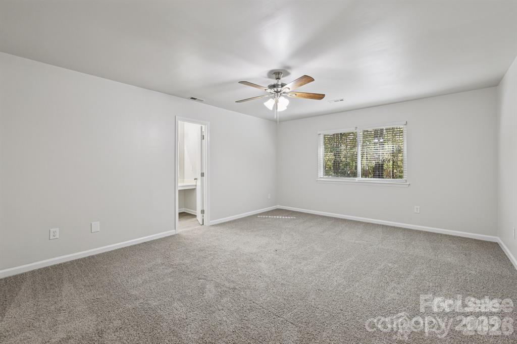 7030 Huntsmaster Drive Charlotte NC 28277