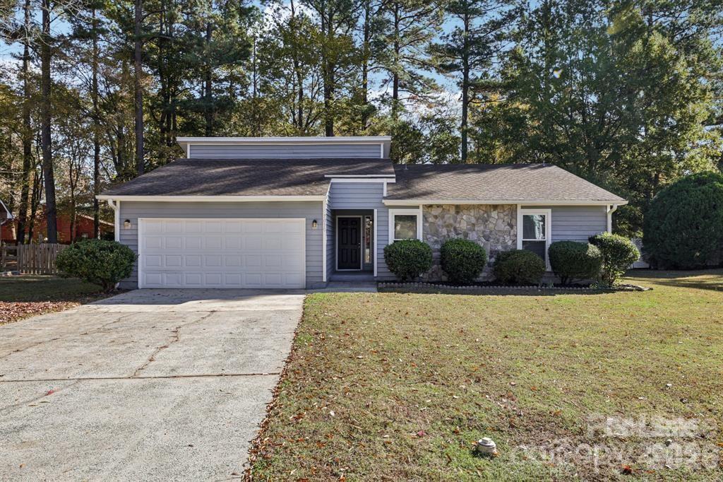 7030 Huntsmaster Drive Charlotte NC 28277