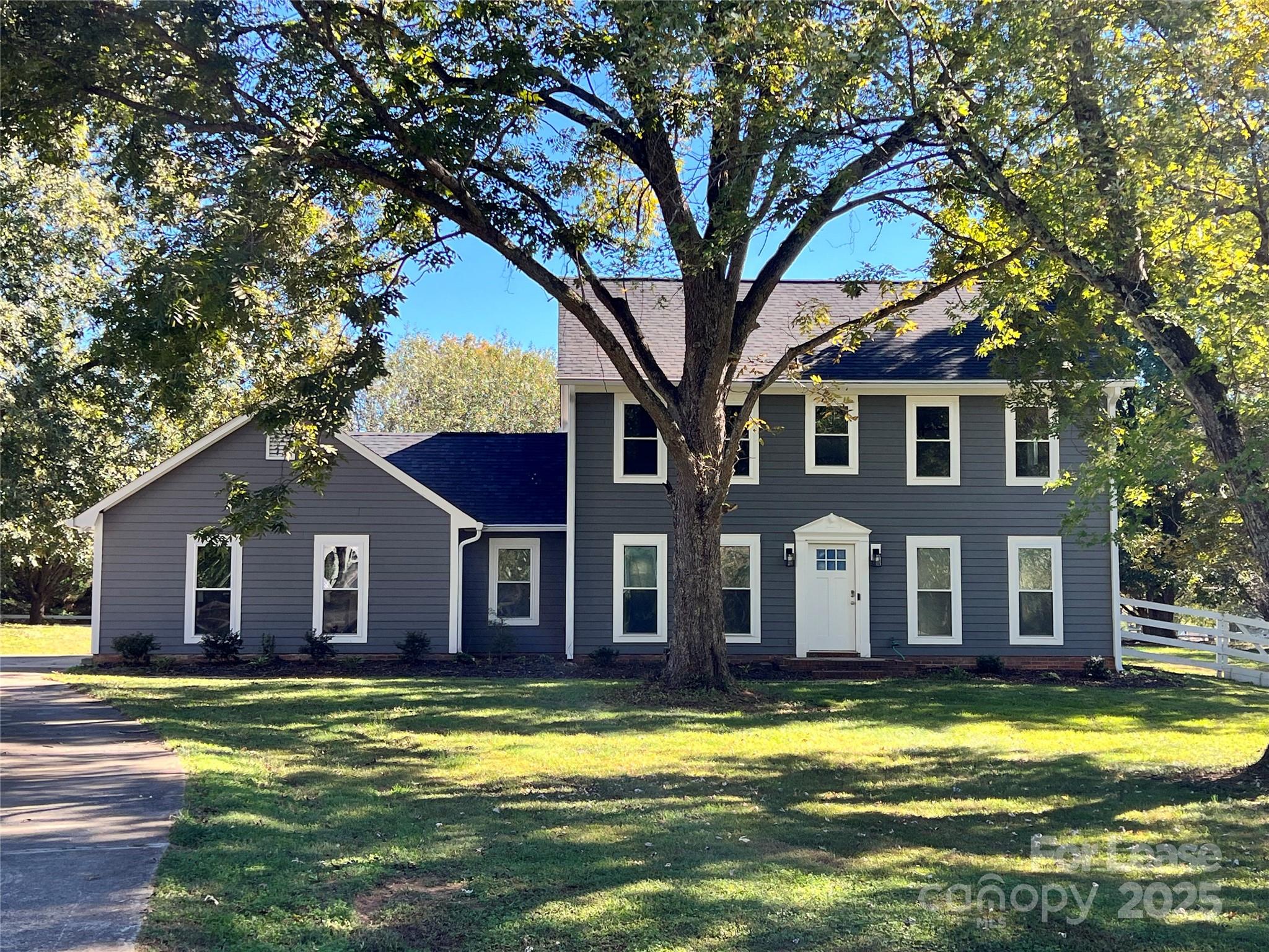 7901 Saddleview Court Charlotte NC 28105