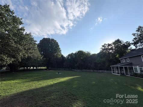 7901 Saddleview Court Charlotte NC 28105