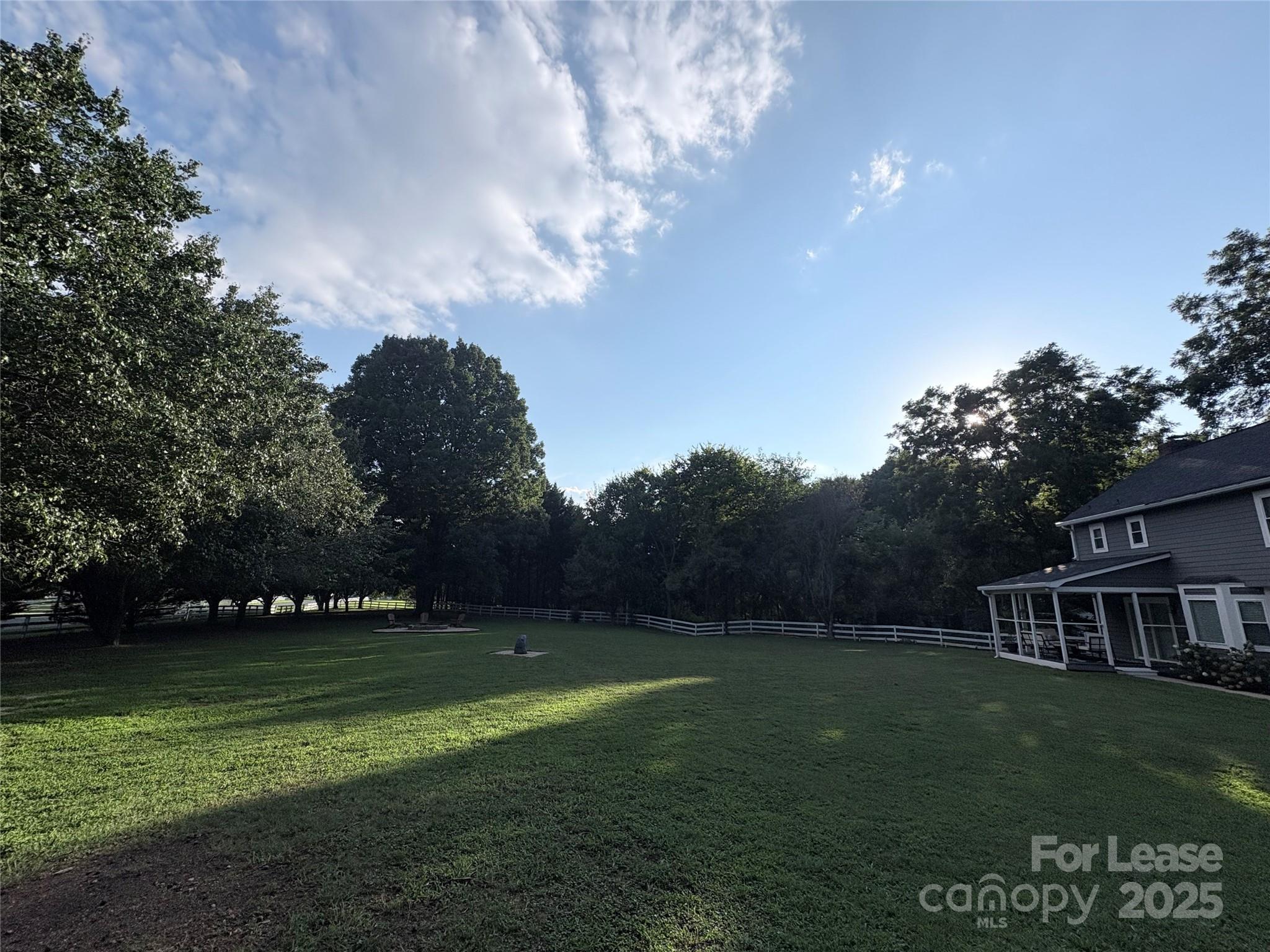 7901 Saddleview Court Charlotte NC 28105