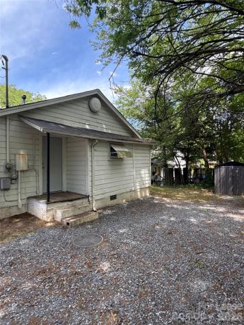 1907 E Elm Street Gastonia NC 28054