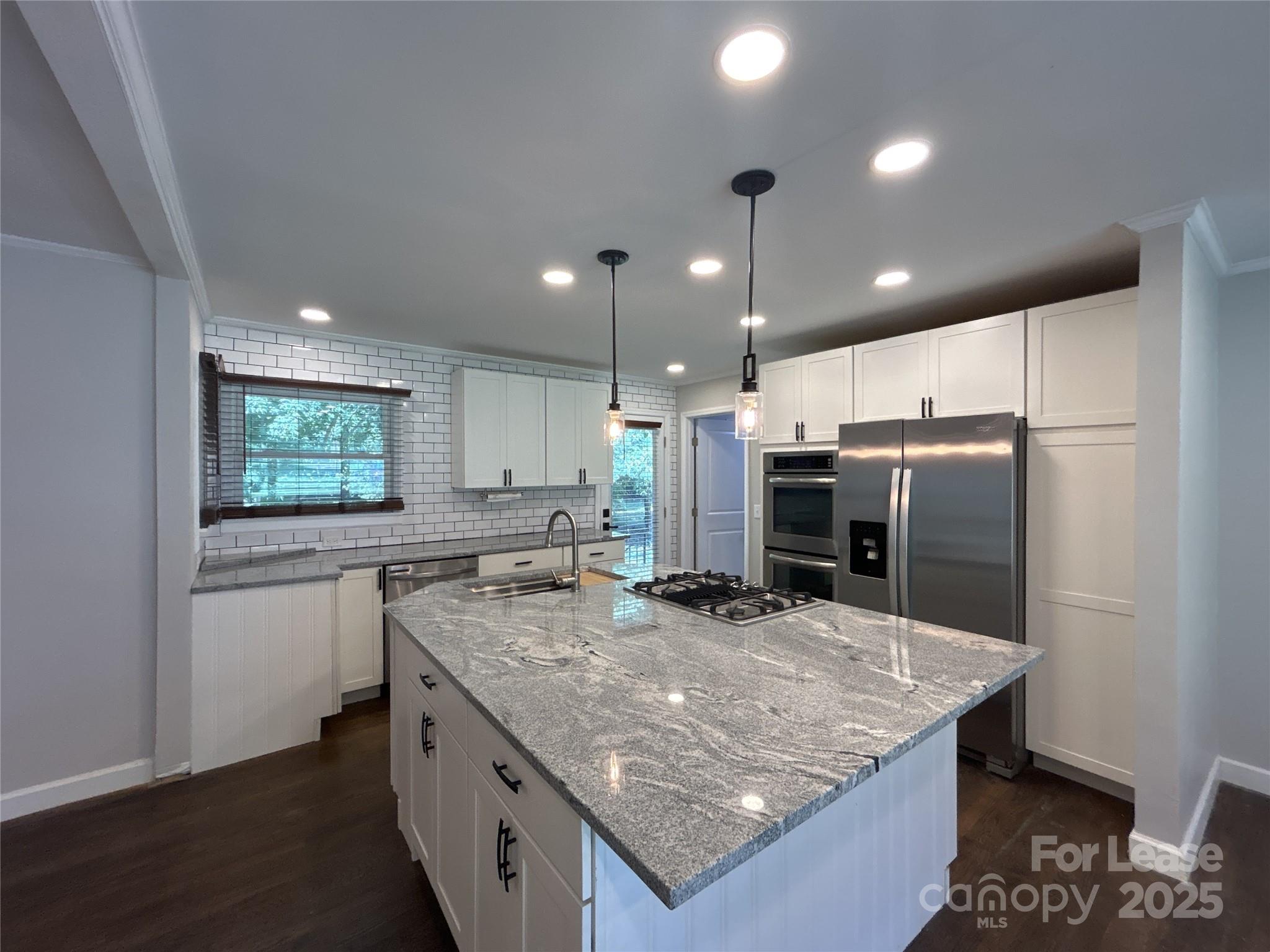 5933 Crestwood Drive Charlotte NC 28216