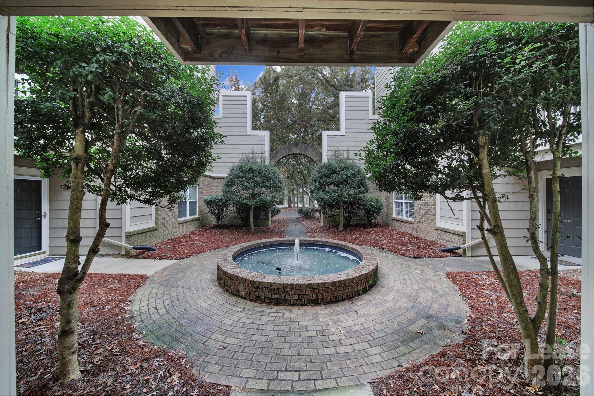 5007 Sharon Road Charlotte NC 28210