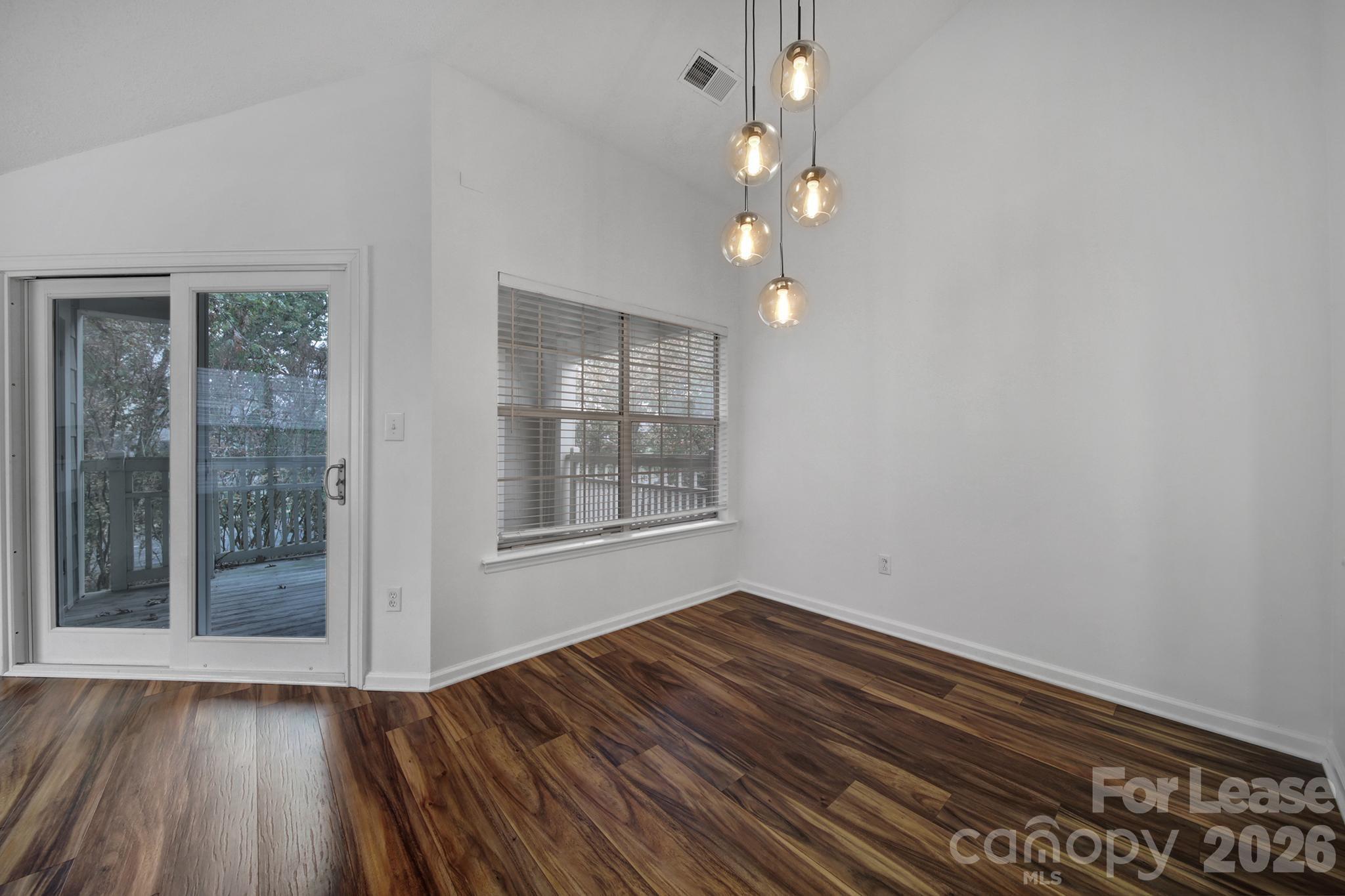 5007 Sharon Road Charlotte NC 28210