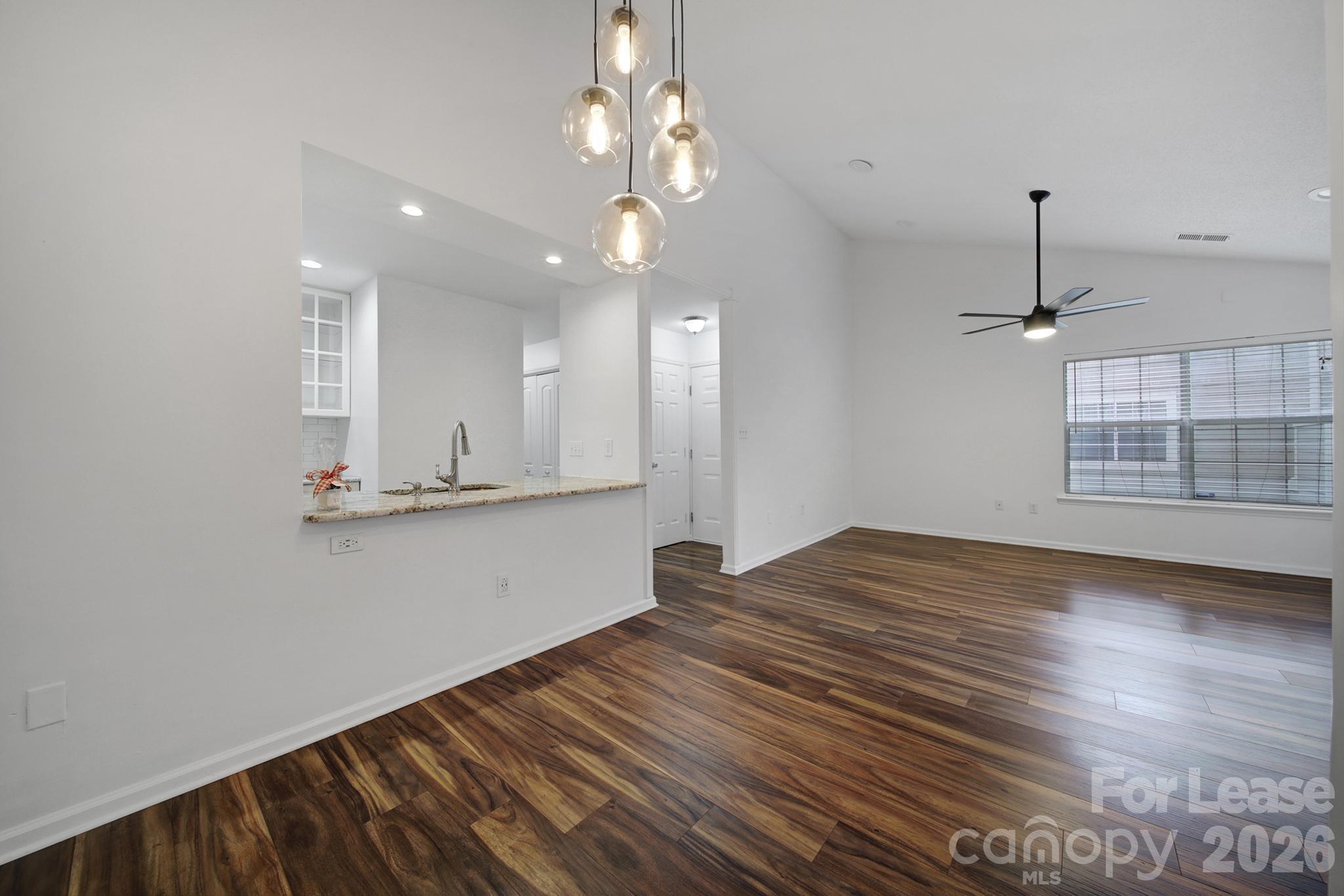 5007 Sharon Road Charlotte NC 28210