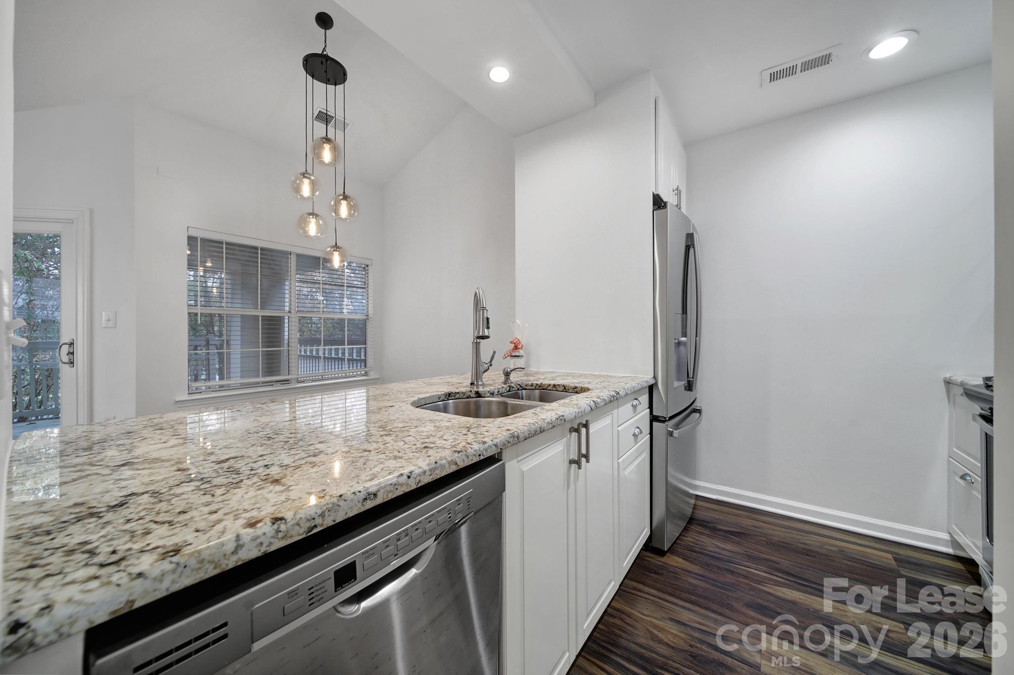 5007 Sharon Road Charlotte NC 28210