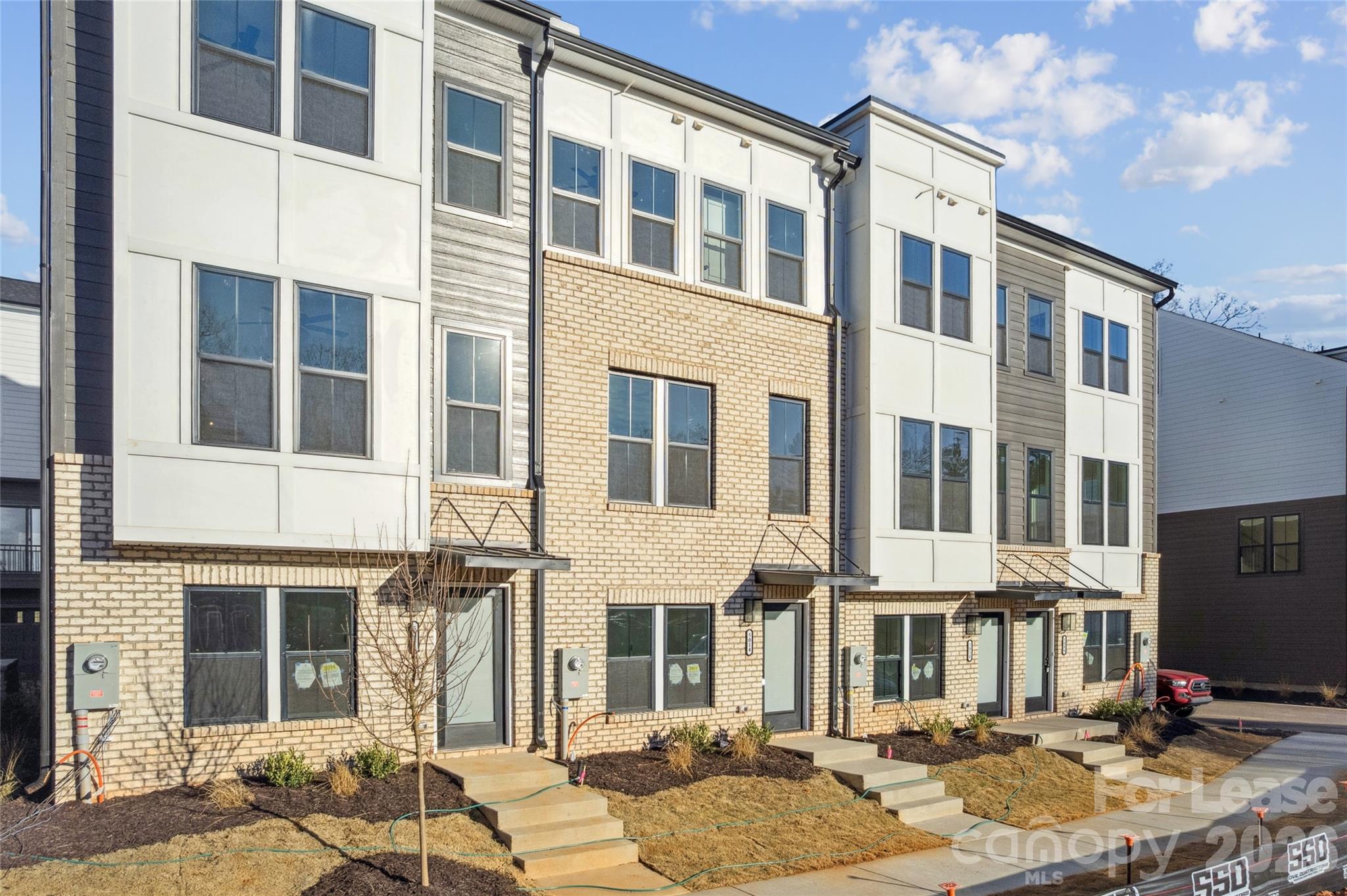 5007 Grayton Alley Charlotte NC 28217