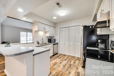 10932 Copperfield Drive Pineville NC 28134