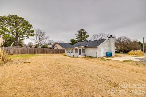 10932 Copperfield Drive Pineville NC 28134