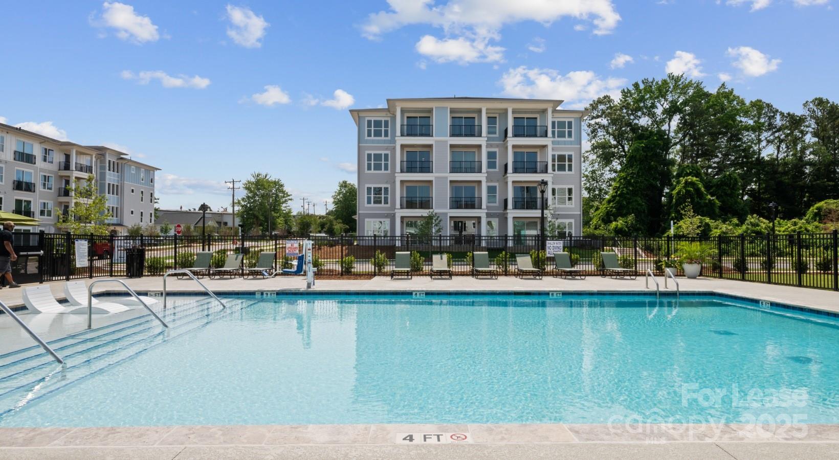 5120 77 Center Drive Charlotte NC 28217