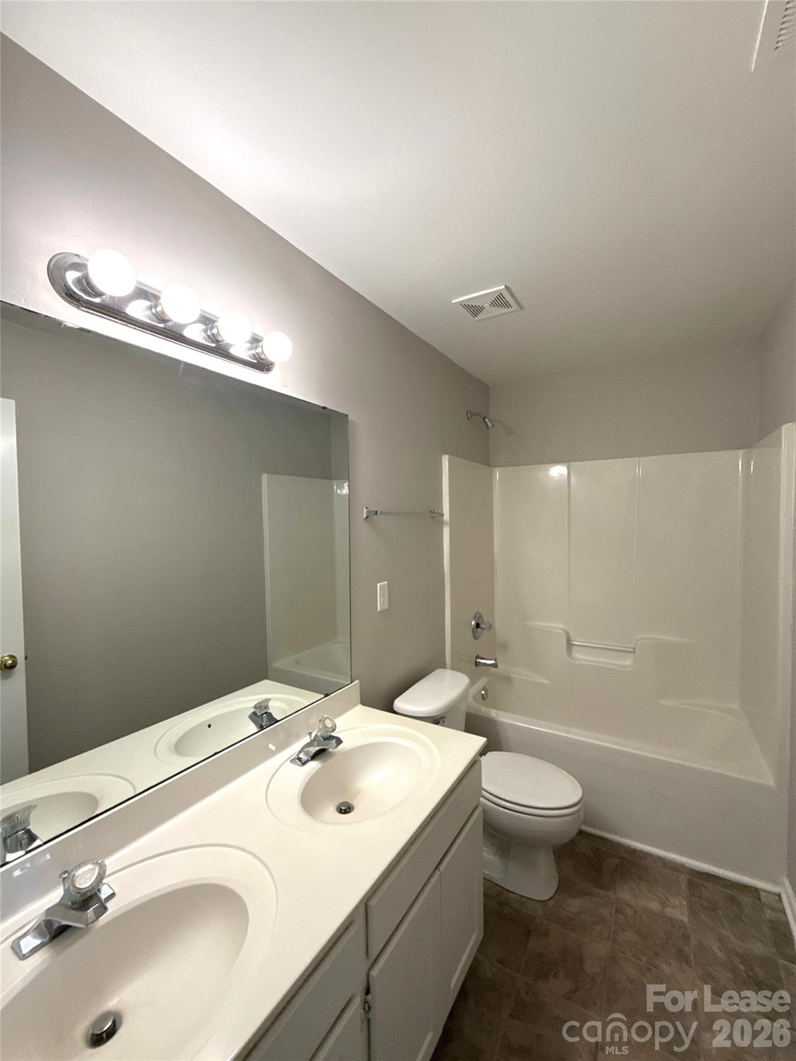 1207 Joannas Court Charlotte NC 28214