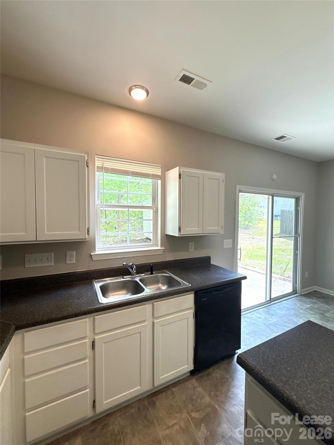 1207 Joannas Court Charlotte NC 28214