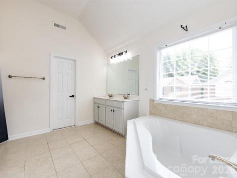 10836 Clark Street Davidson NC 28036