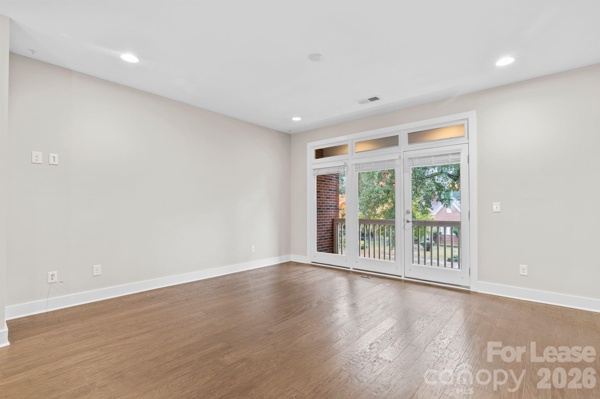 129 Grandin Road Charlotte NC 28208