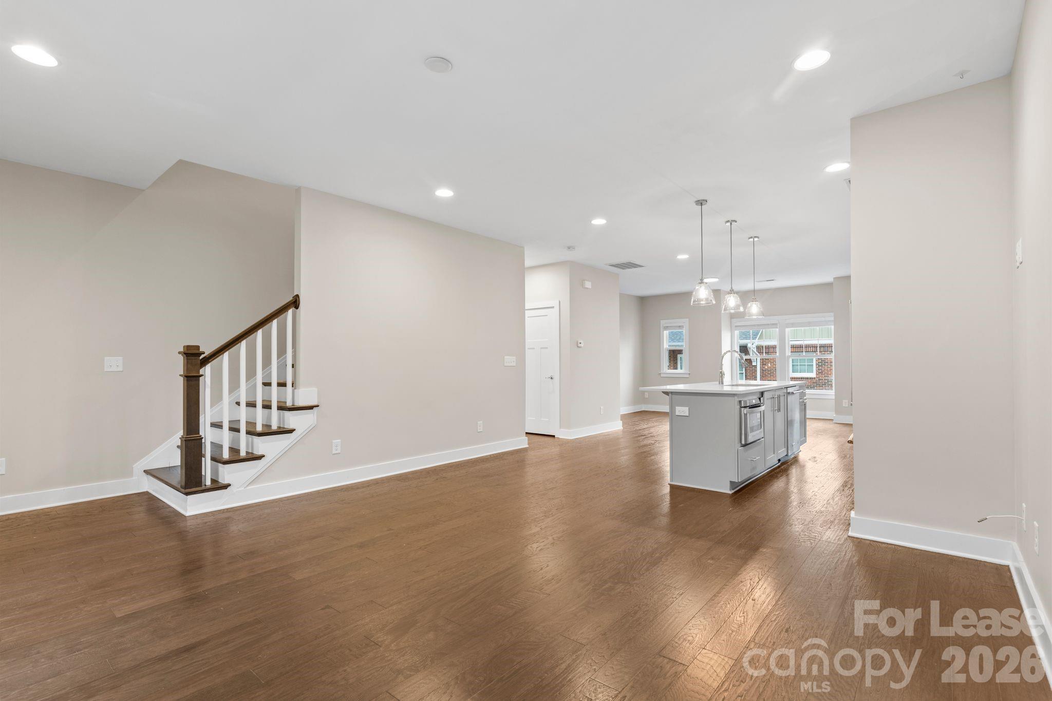 129 Grandin Road Charlotte NC 28208