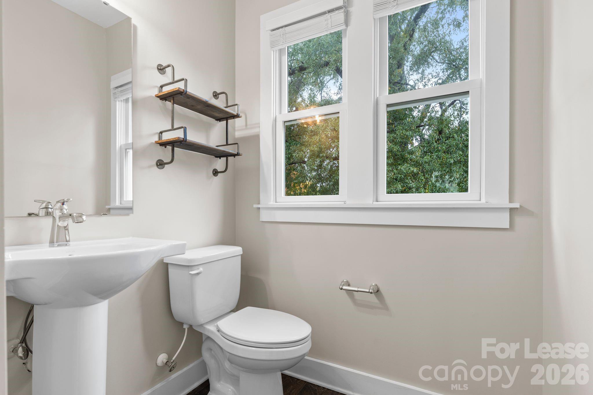 129 Grandin Road Charlotte NC 28208