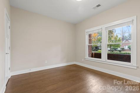 129 Grandin Road Charlotte NC 28208