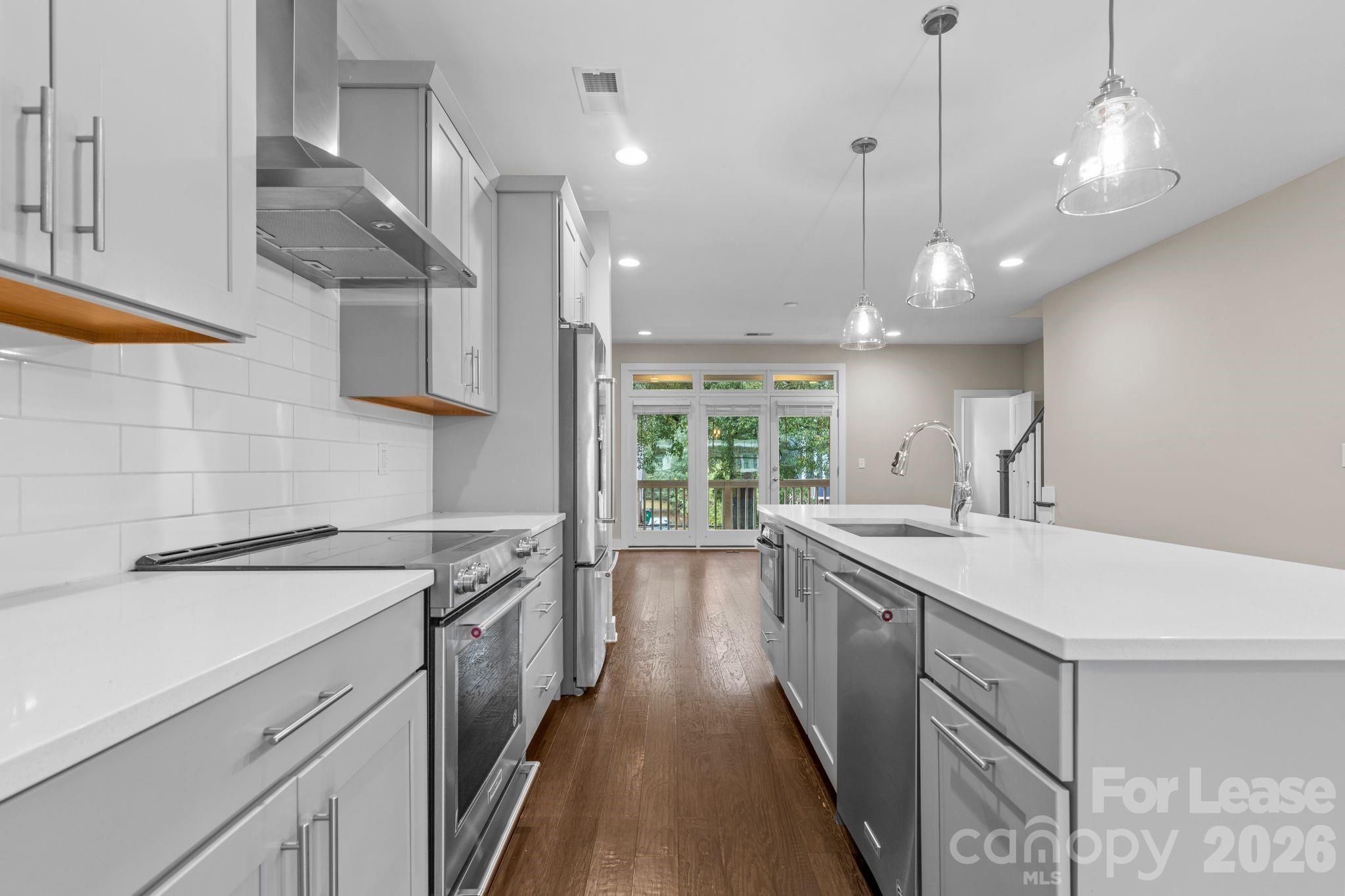 129 Grandin Road Charlotte NC 28208